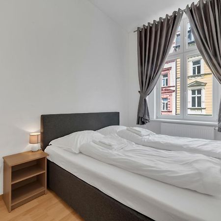 The Dante Apartments 1988, City Centre Хеб Екстериор снимка